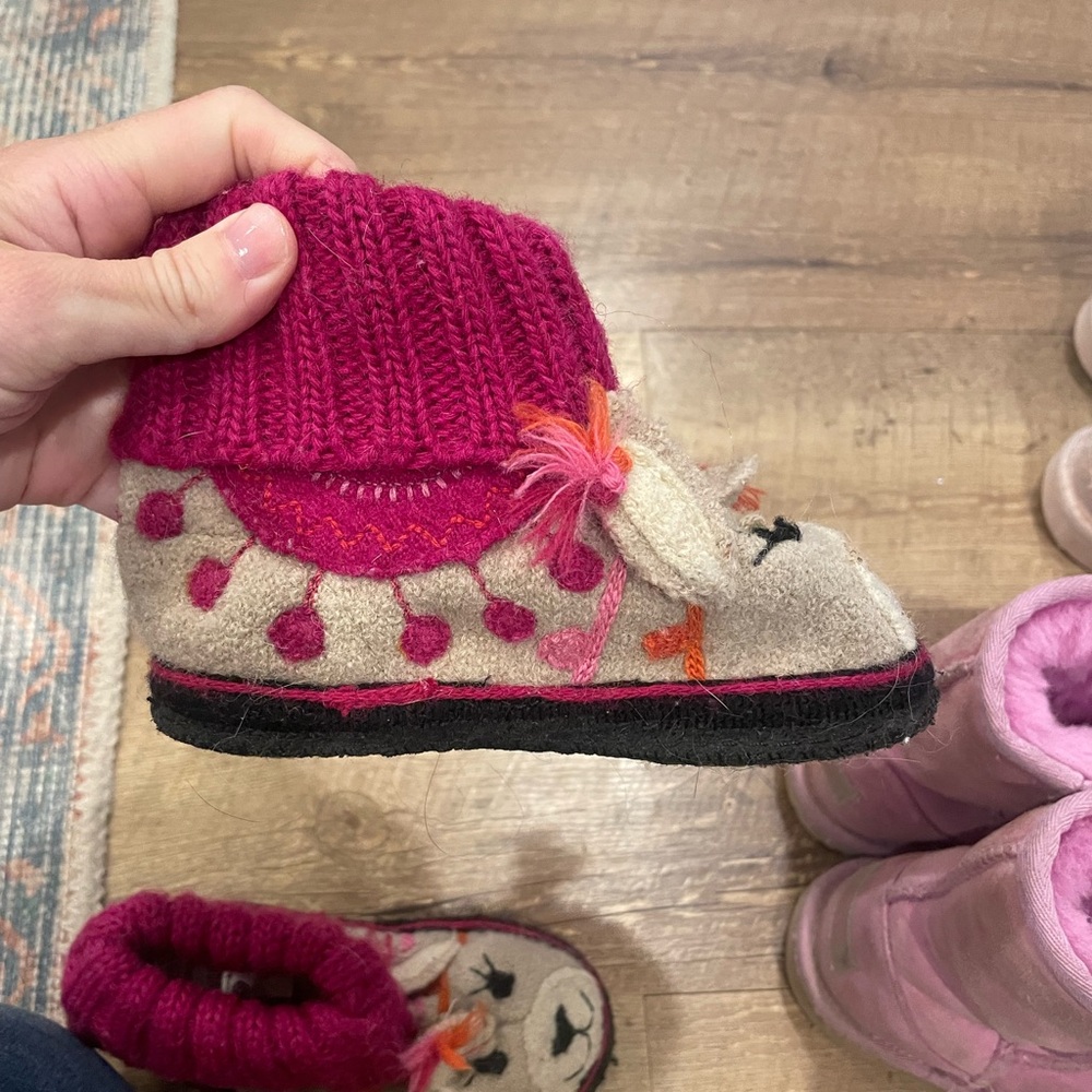 Garnet Hill slippers - Picture 3 of 4